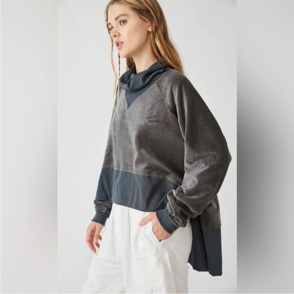 Free People Movement Last Chance Velour Pullover Sweater XS F16